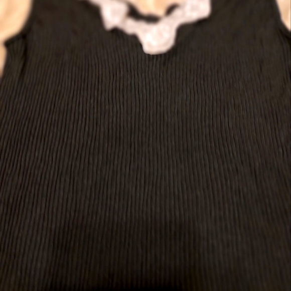 🐦‍⬛ Sweet Precious Merona Black Ribbed & Ivory Scalloped Lace Cami Tank Top - M - Picture 10 of 15